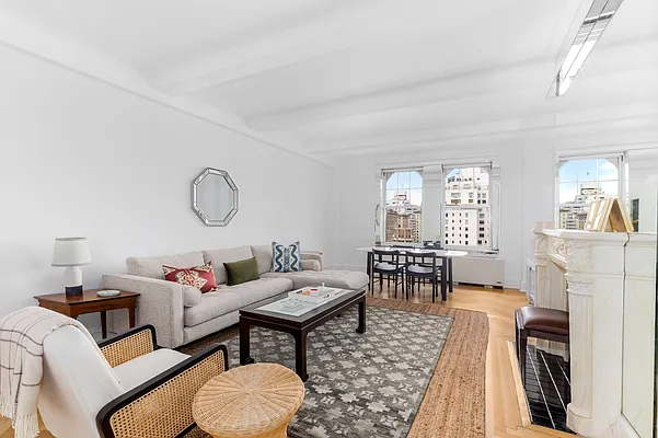 Sold by Compass | media 3