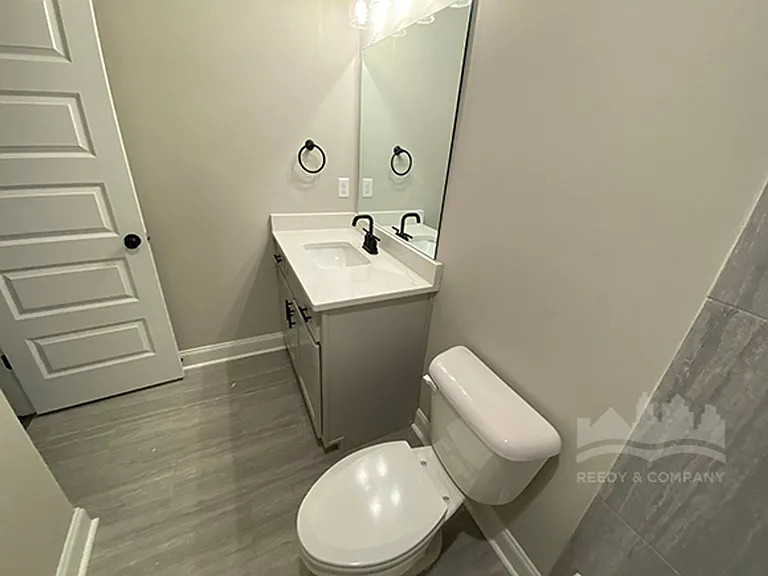 565 Beau View Way — Photo 16