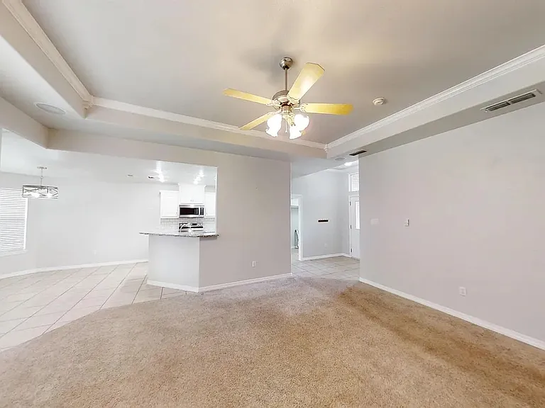 Jadyn Ln — Photo 3