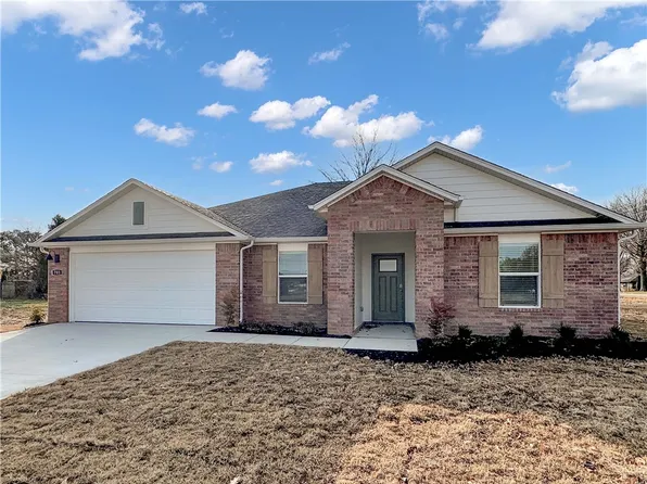 701 Picard Ave, Lowell, AR 72745