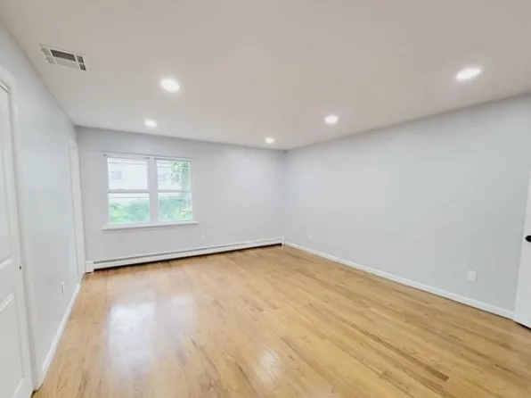 75 W Central Blvd Floor 2, Palisades Park, NJ 07650