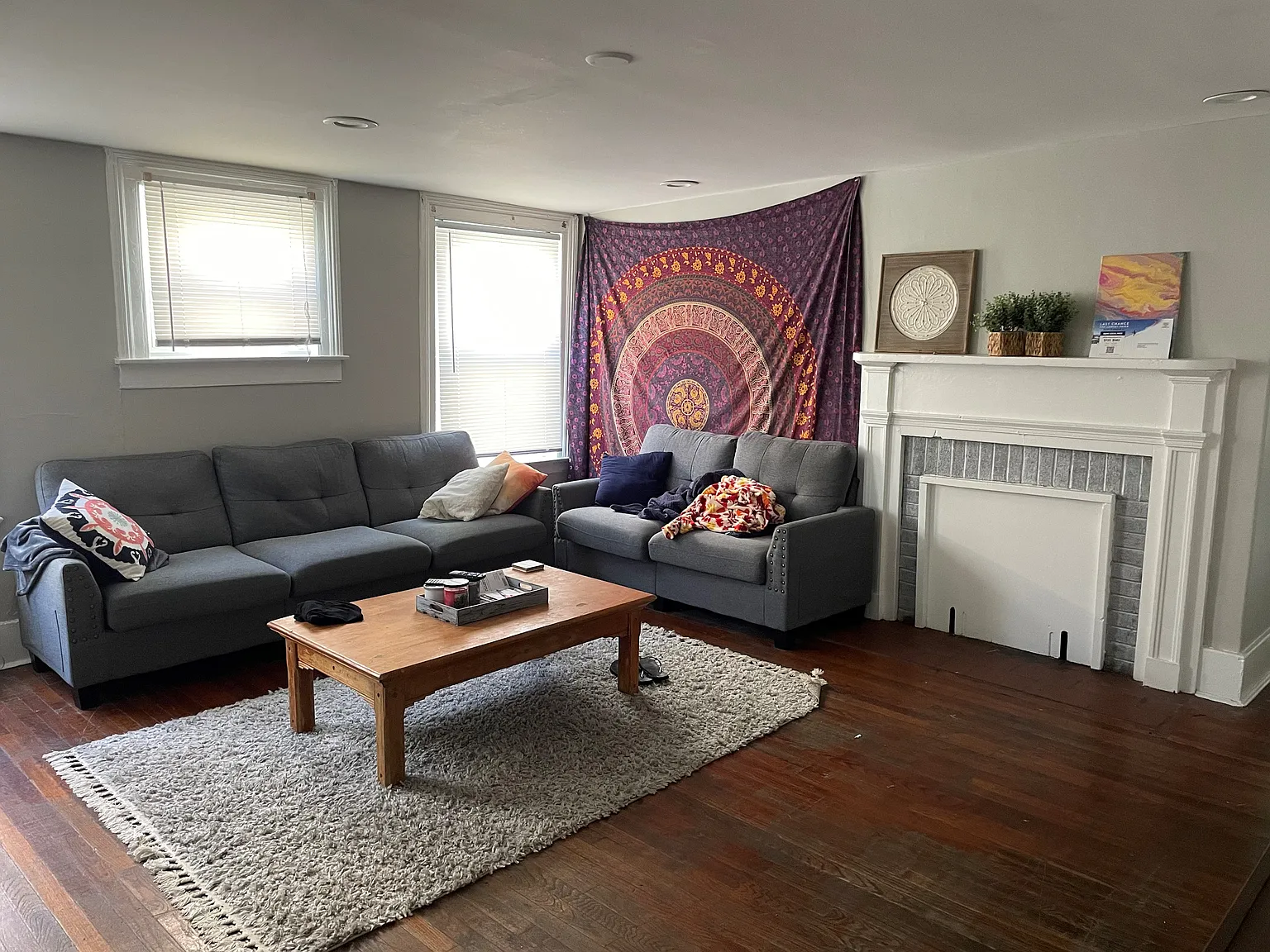6 bed, 2314 sqft, $840 — Photo 3