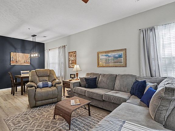 5th image of 512 35th Ave. N #2
