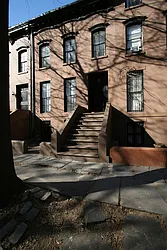 Rented by Lisa E. Christmas