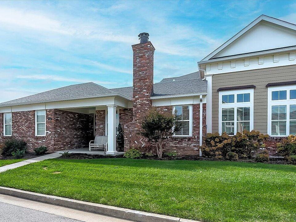 1st image of 114 Petunia Ct