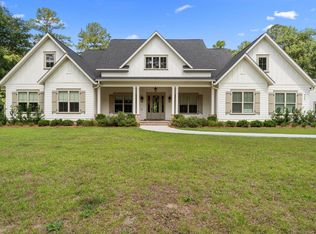 930 Old Farm Rd, Tallahassee, FL 32317