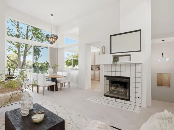 832 Sovereign Way, Redwood City, CA 94065