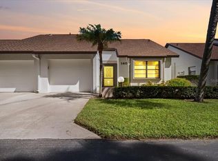 1211 Capri Isles Blvd APT 140, Venice, FL 34292