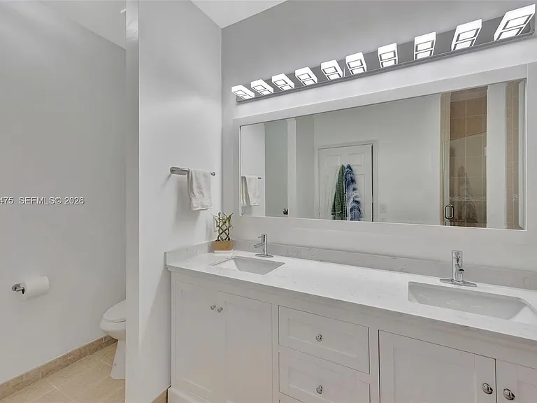 11227 SW 230th Ter — Photo 6
