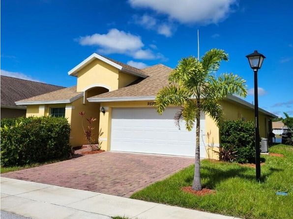 9558 Seaspray Dr