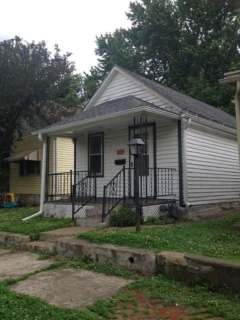 1st image of 829 S 23rd St