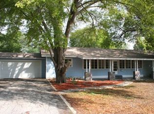 1205 Magnolia Ave, Lockhart, TX 78644