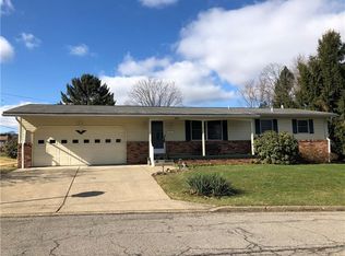 320 8th Ave, Beaver Falls, PA