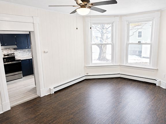 4th image of 305 Guy Park Ave