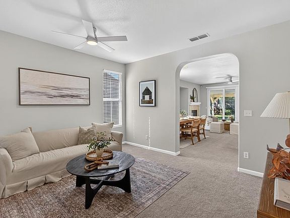 3rd image of 425 Arlingdale Cir
