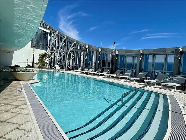 2 bed, 2.0 bath, $5,500 — Photo 4