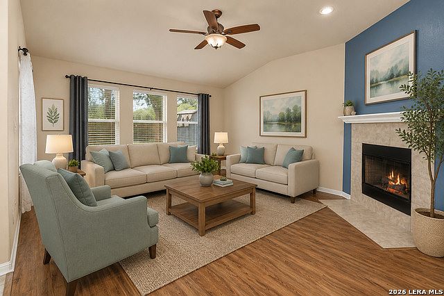 1st image of 417 Turnberry Way