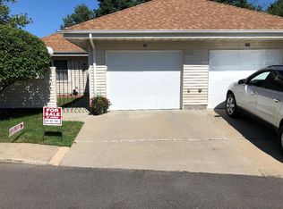 96 Christy Dr, Cuyahoga Falls, OH