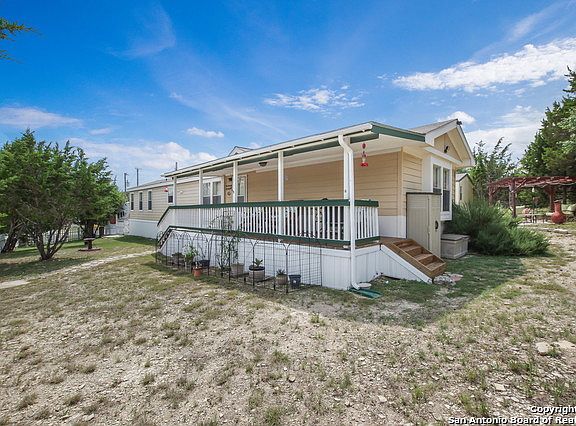 4th image of 796 Tamarack Dr