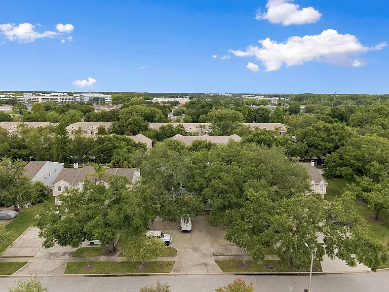 8511 J R Manor Dr — Photo 51