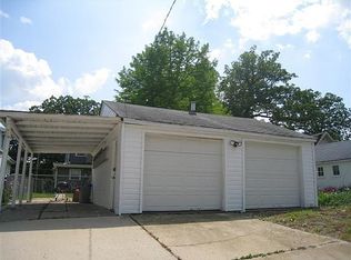 2921 13th Ave, Moline, IL 61265