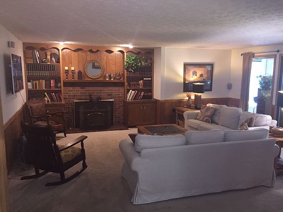 4th image of 183 Cherry Ln