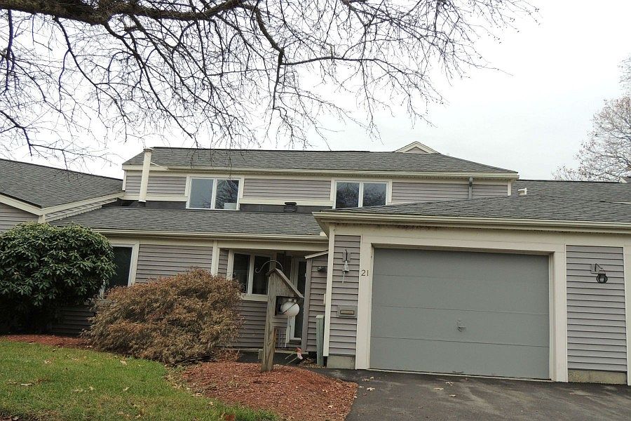 1st image of 21 Walden Pond Dr