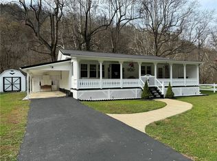 348 Elk River Rd, Procious, WV 25164