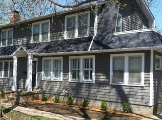 335 Baker Ave, Saint Louis, MO 63119