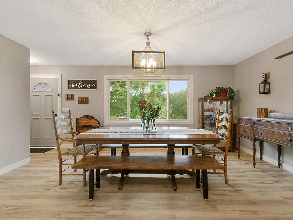 48135 Red Iron Rd, Kasota, MN 56050 | Zillow