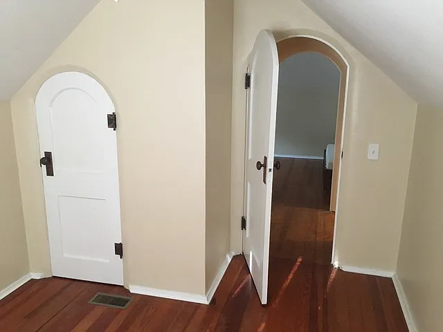 807 Hazel St — Photo 9