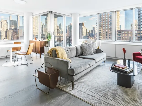 101 West End Avenue image 1 of 19