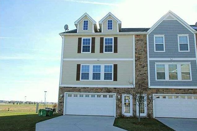 1st image of 298 NE Satinwood