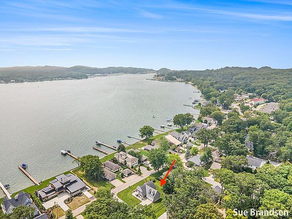 5th image of 1939 Lake St