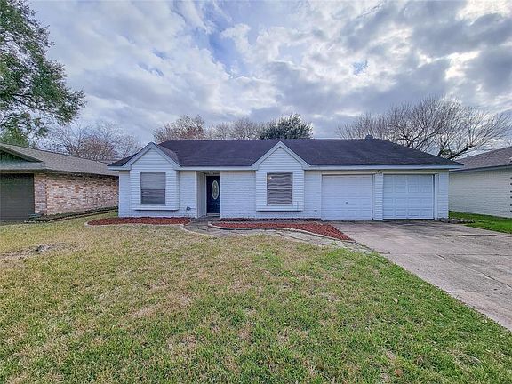 3rd image of 11423 Ensbrook Dr