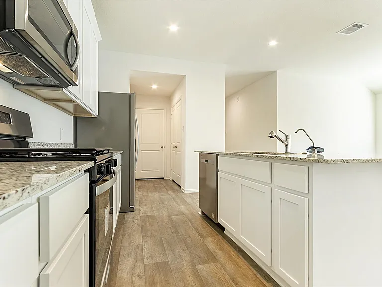 4214 Ramsbury Reach Ct — Photo 17