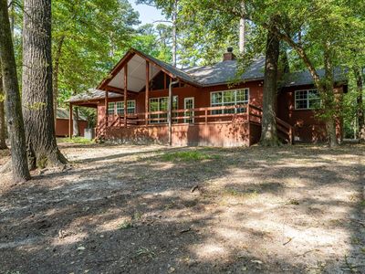 793 Valleywood Trl, Holly Lake Ranch, TX, 75765