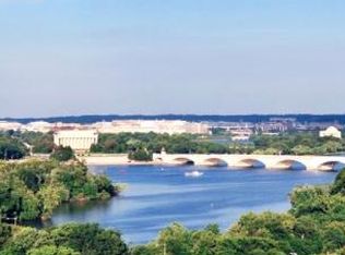 1011 Arlington Blvd APT 723, Arlington, VA 22209