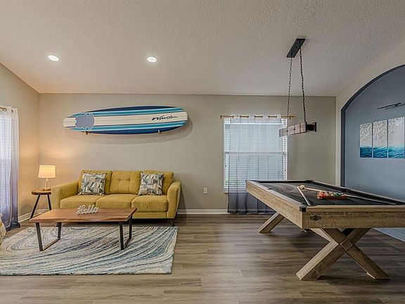 5th image of 547 KENSINGTON DRIVE