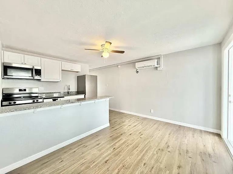 638 180th Ave E #2 — Photo 10
