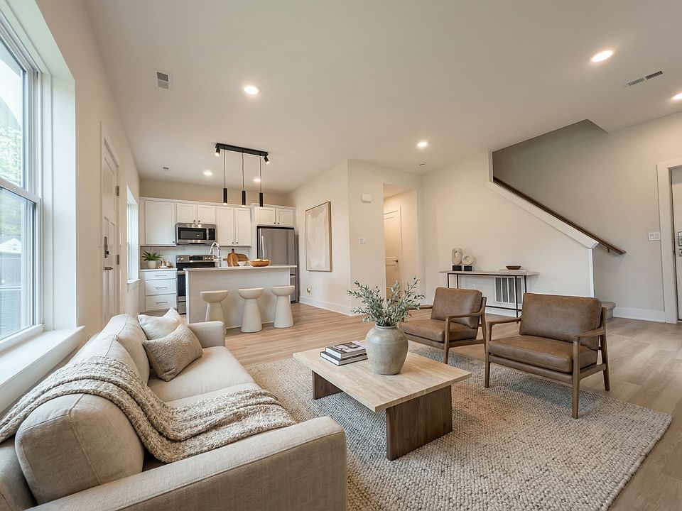1st image of 397 E Breckenridge St #105