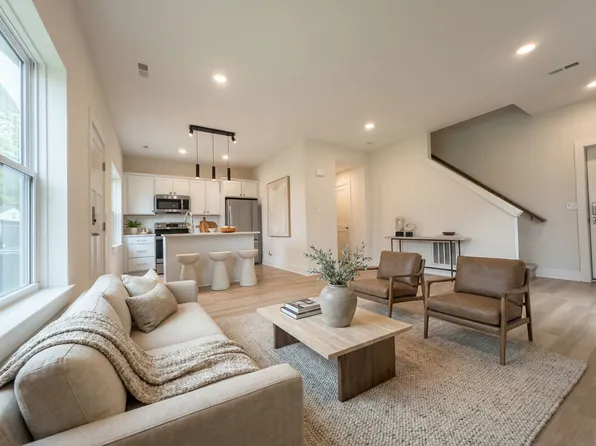 397 E Breckenridge St #105, Ferndale, MI 48220