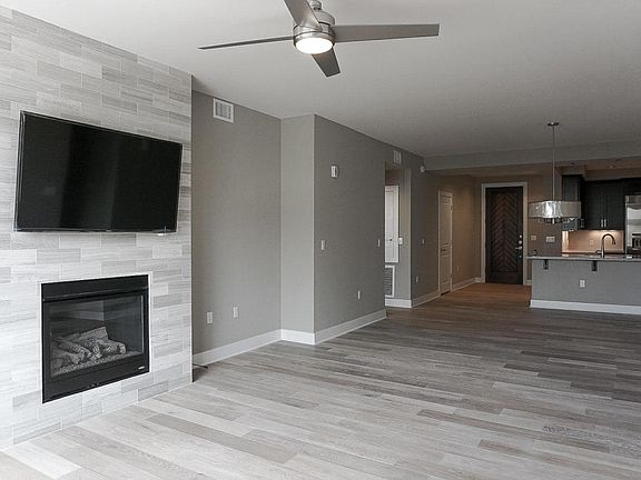 5th image of 4805 N Woodmere Fy #2007