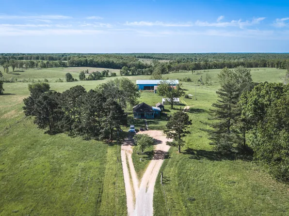 34696 SW State Route 7, Edwards, MO 65326