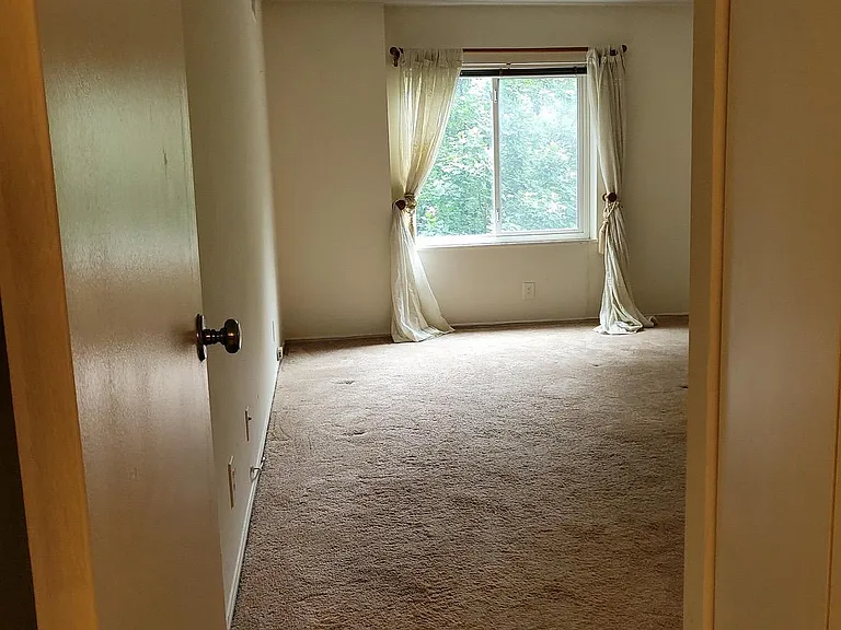 8370 Greensboro Dr #104 — Photo 9