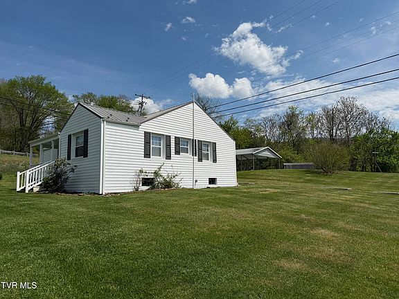5th image of 18 Old Quarry Rd
