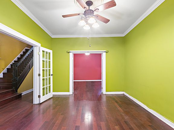 5th image of 146 Kensington Ave