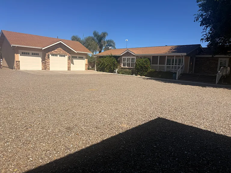 3320 W Durham Ferry Rd — Photo 5