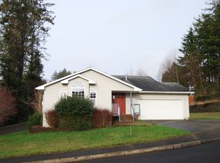 50 Hyten Ct, Astoria, OR 97103