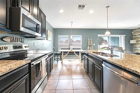 639 Spanish Pine Rd — Photo 3